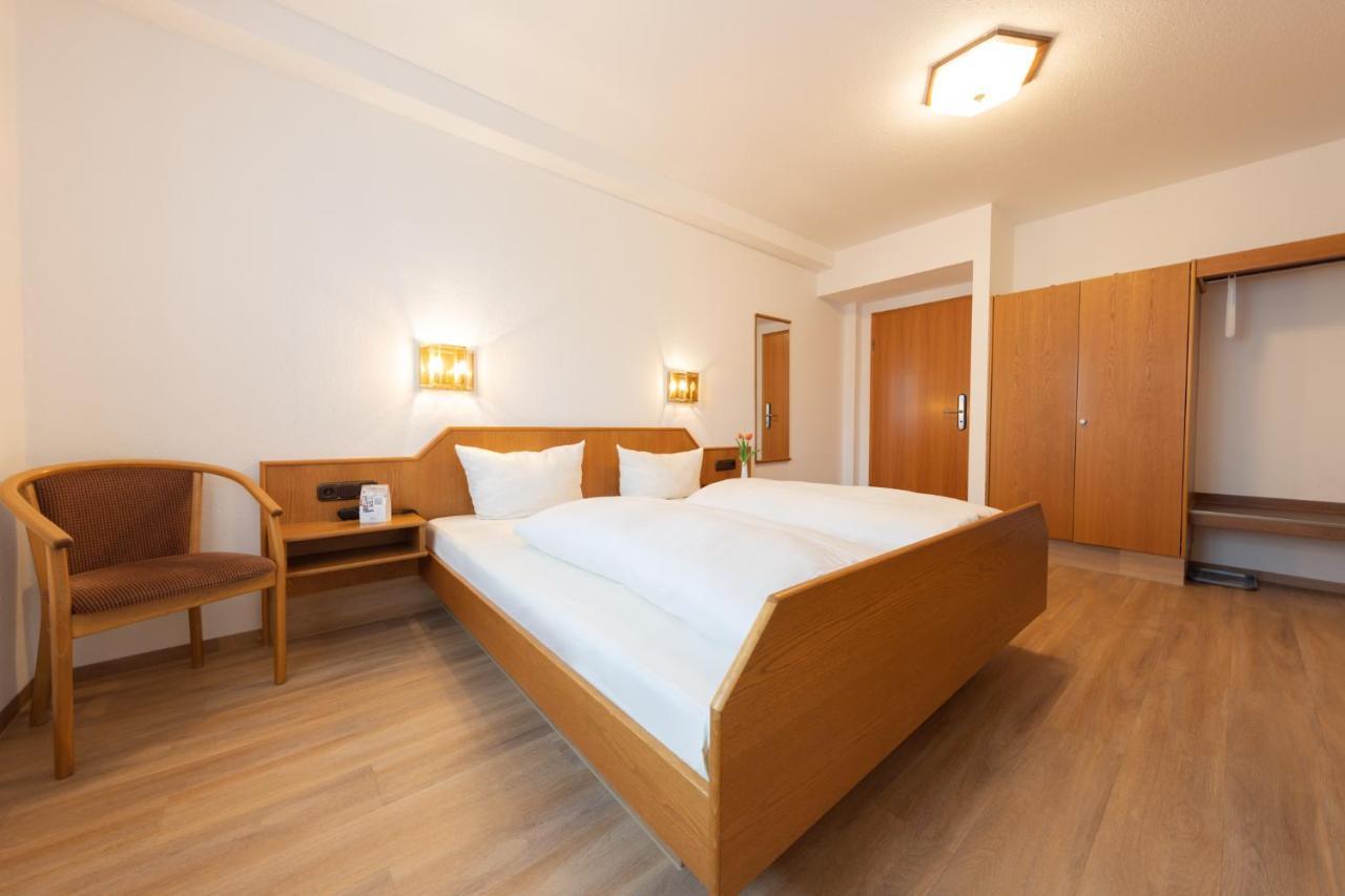 Akzent Hotel Meerfraeulein Wemding Exterior foto